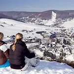 Edelweiss De Luxe Mit Garten, Hotelanbindung, Saunalandschaft Und Meinecardplus * فيلنغن