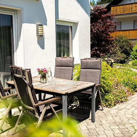 Edelweiss De Luxe Mit Garten, Hotelanbindung, Saunalandschaft Und Meinecardplus شقة فيلنغن