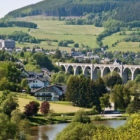 Edelweiss De Luxe Mit Garten, Hotelanbindung, Saunalandschaft Und Meinecardplus Apartmán *